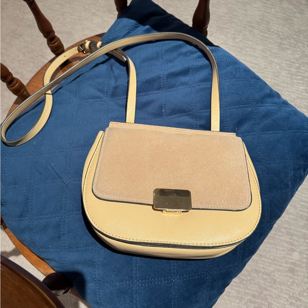 Elegant Beige and Cream Women's Bag